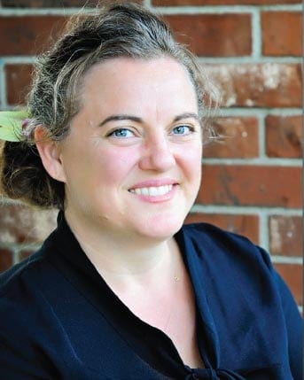 Tricia Upshaw, AIFD, AMF Shirley's Flower Studio Inc. Rogers, Arkansas Sponsored by Mid America Design Competition