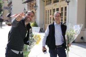 Taylor Farms and Sakata Seed America passed out 400 bouquets on the streets in downtown Salinas, California. Kitayama Brothers and Green Valley Floral donated flowers for the effort.
