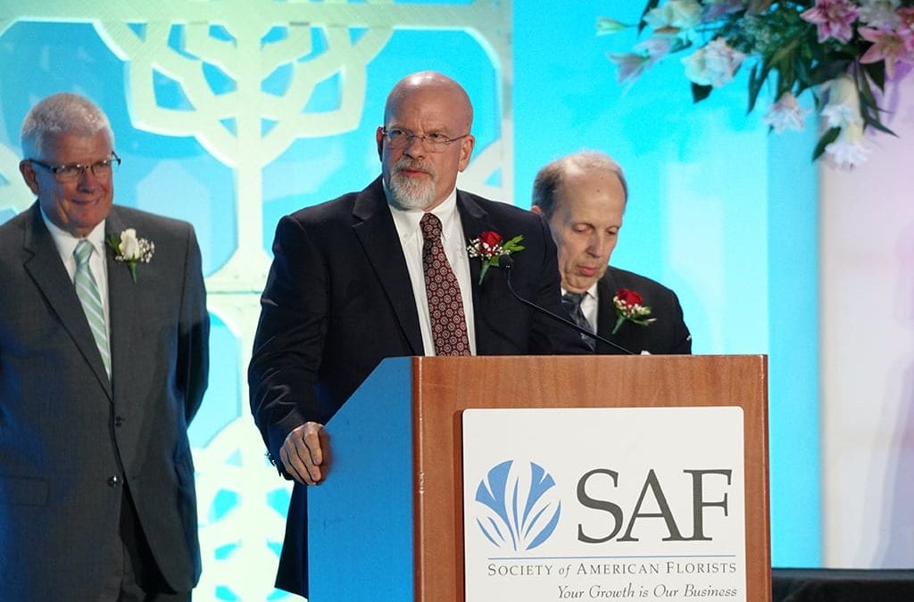 Charlie Hall, Ph.D., Receives Paul Ecke, Jr. Award