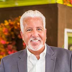 Tim Farrell, AAF, AIFD, PFCI